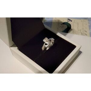 925 Sterling Silver Irish Claddagh Ring Sz 8